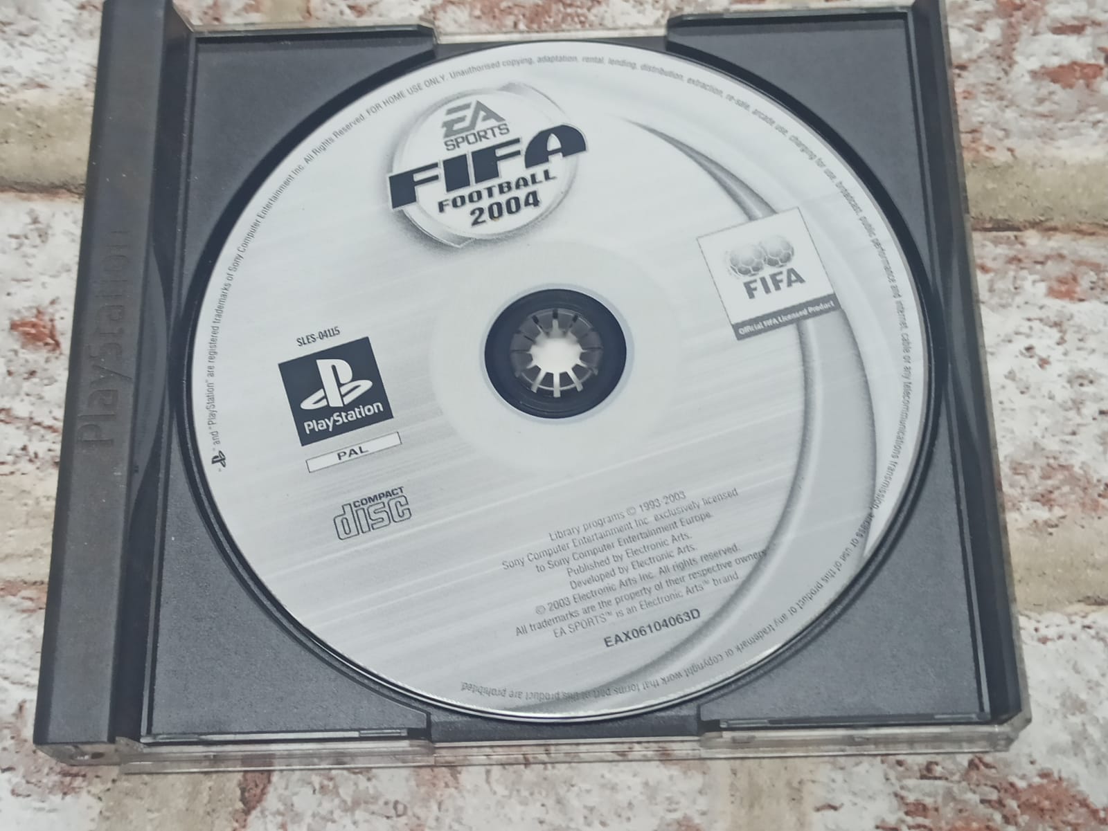 Fifa Football 2004 : PS1 PAL (Pre-owned)