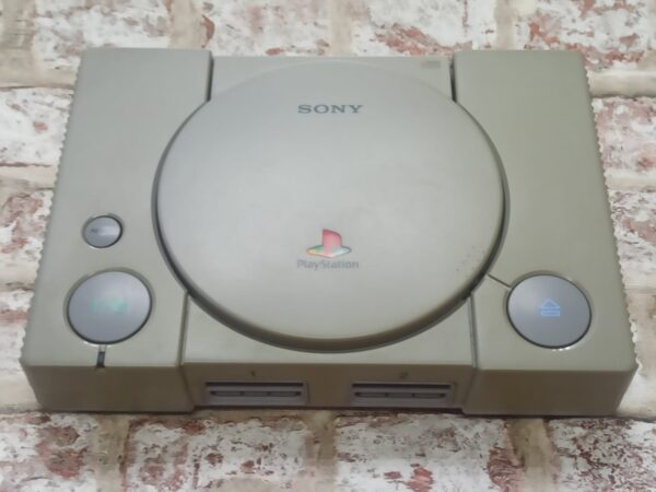 Playstation 1 Pal Console : Retro (Pre-owned) - Image 4