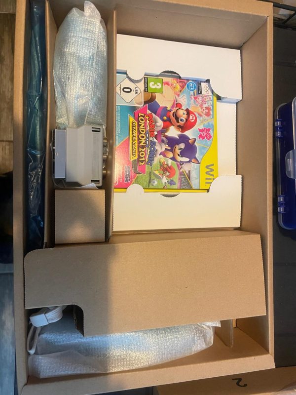 Nintendo Wii Mario & Sonic Console - Mint condition - (Pre-owned) - Image 2